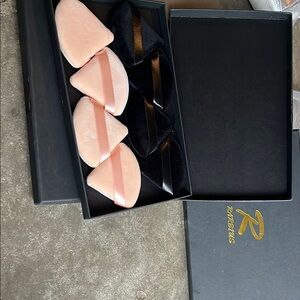 Ravenous Makeup Puff Set in Pink and Black